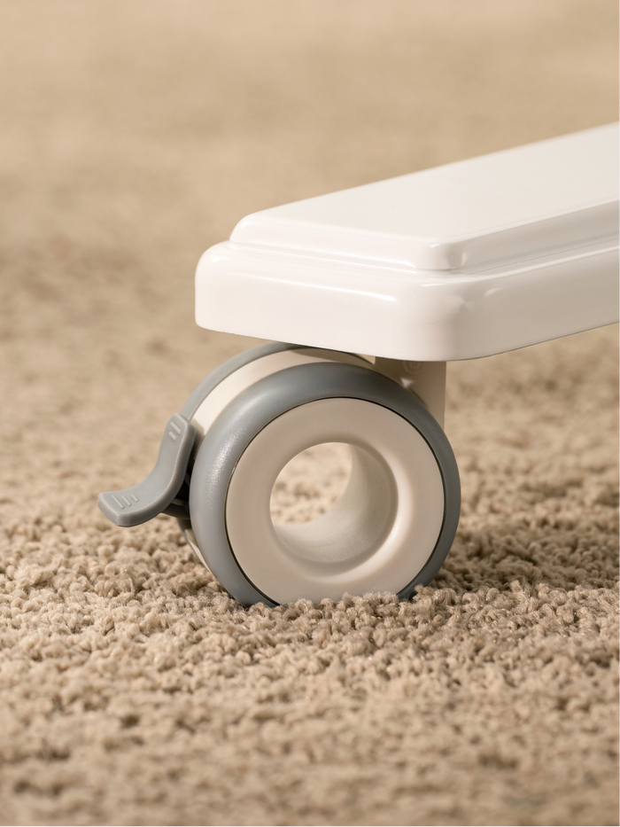 Hollow shaftless wheel design