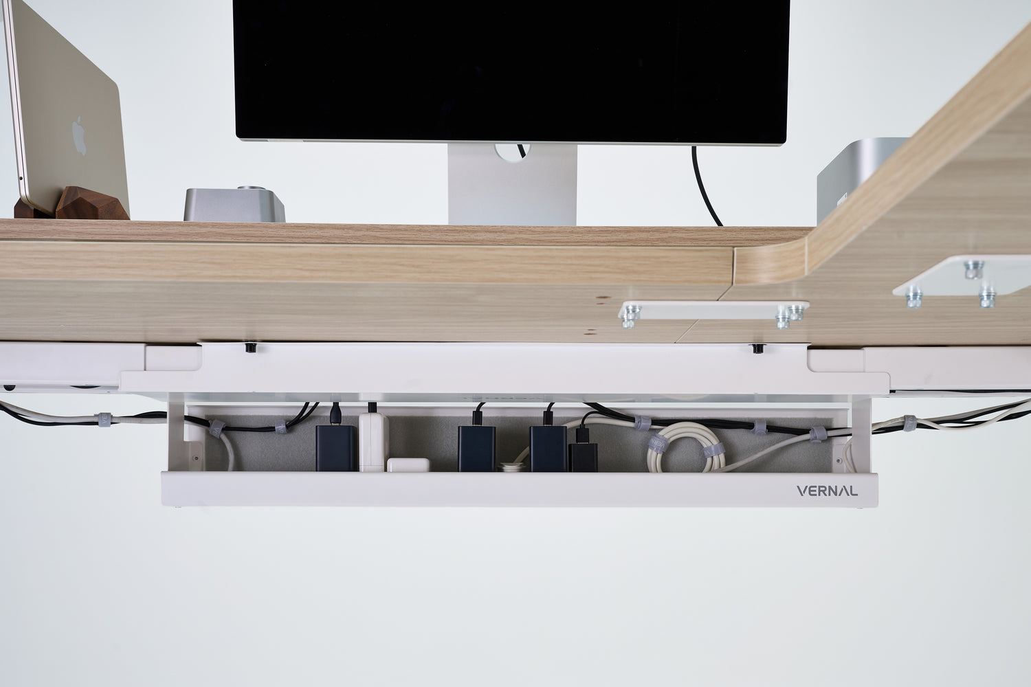 cable management tray white M3